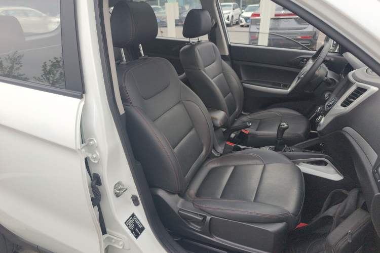 Used CHANGAN CS35 2016 1.6L Manual Luxury Model China V Standard Right Front Seat