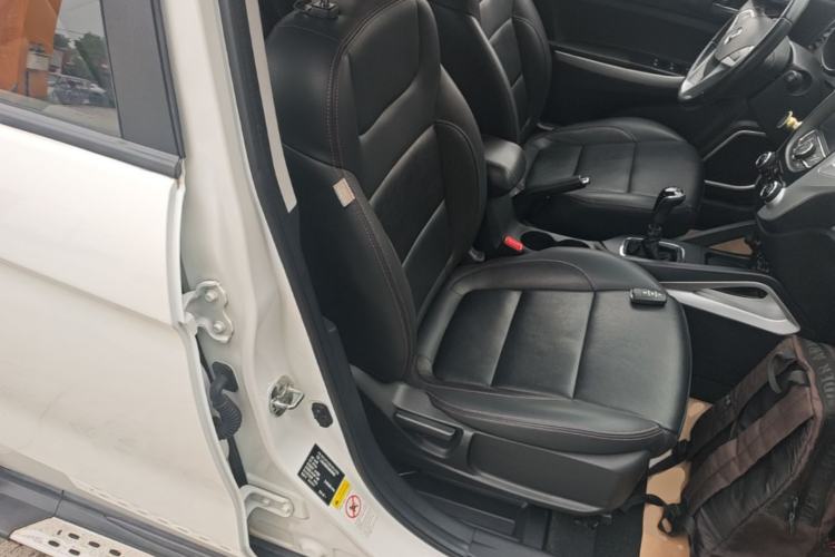 Used CHANGAN CS35 2016 1.6L Manual Luxury Model China IV Right Front Seat