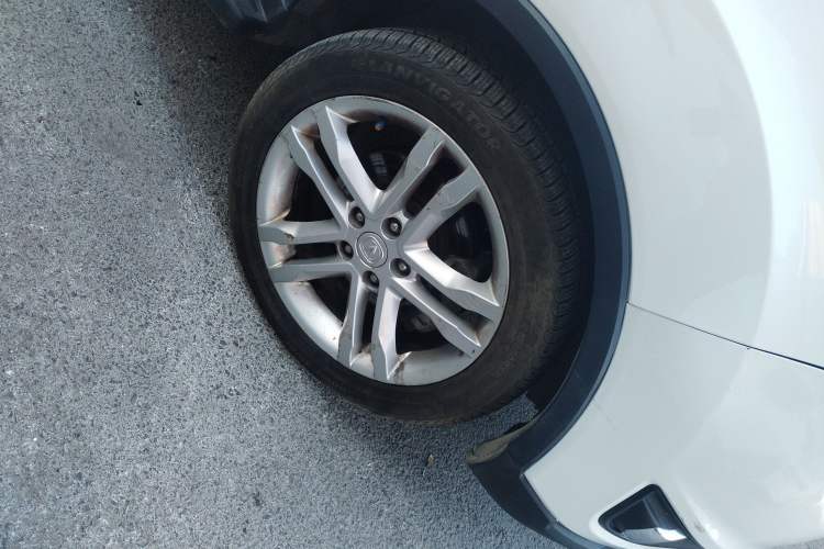 Used CHANGAN CS35 2016 1.6L Automatic Luxury Model China IV Standard Right Front Wheel Hub