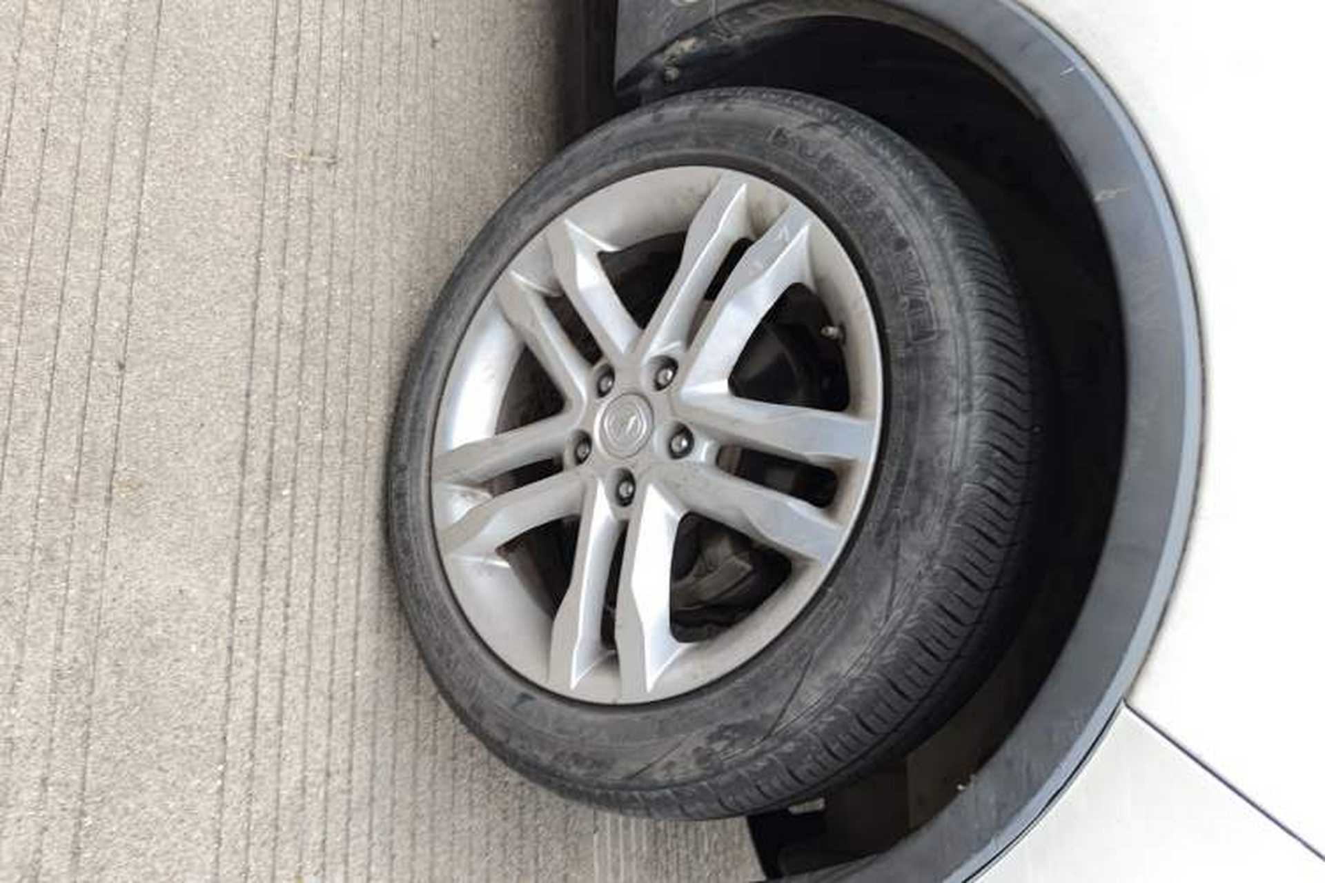 Used CHANGAN CS35 2016 1.6L Manual Luxury Model China IV Standard Right Front Wheel Hub