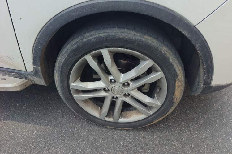 Used CHANGAN CS35 2016 1.6L Manual Luxury Model China V Standard Right Front Wheel Hub