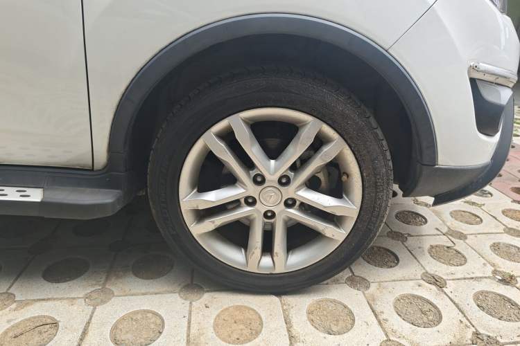 Used CHANGAN CS35 2016 1.6L Manual Luxury Model China IV Standard Right Front Wheel Hub