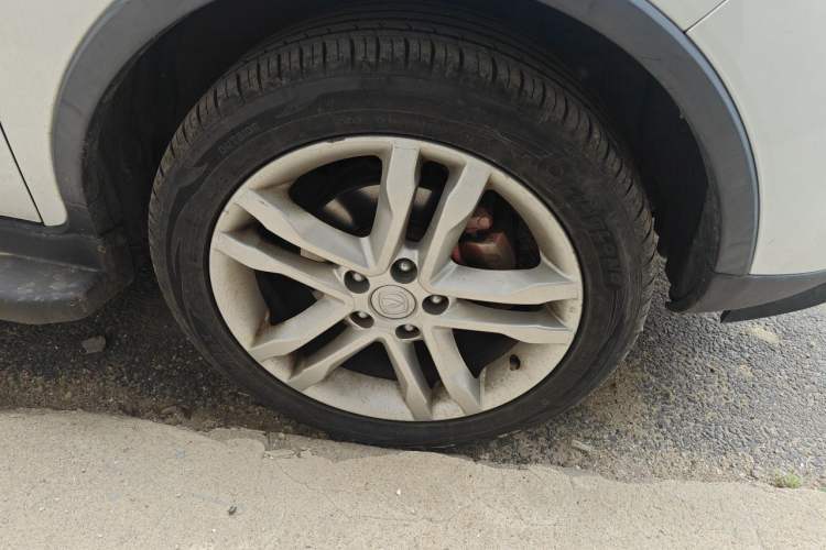 Used CHANGAN CS35 2016 1.6L Manual Luxury Model China V Standard Right Front Wheel Hub