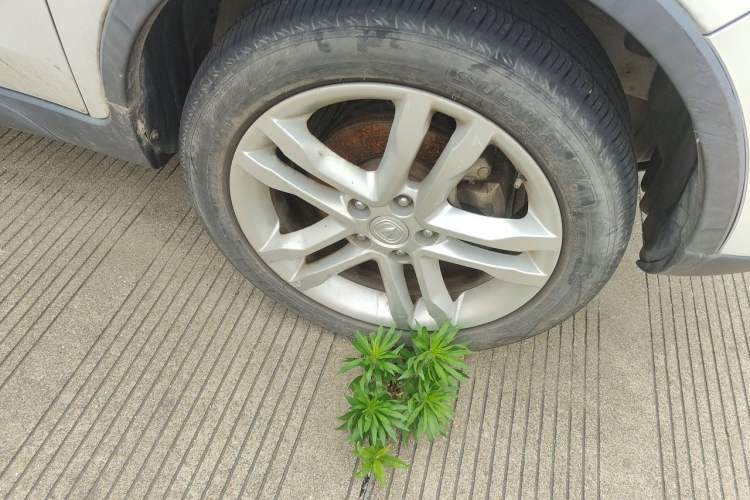 Used CHANGAN CS35 2016 1.6L Manual Luxury Model China IV Standard Right Front Wheel Hub