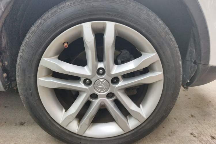 Used CHANGAN CS35 2016 1.6L Manual Luxury Model China IV Standard Right Front Wheel Hub