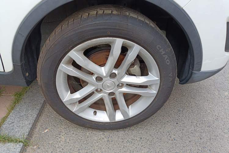 Used CHANGAN CS35 2016 1.6L Automatic Luxury Model China V Standard Right Front Wheel Hub