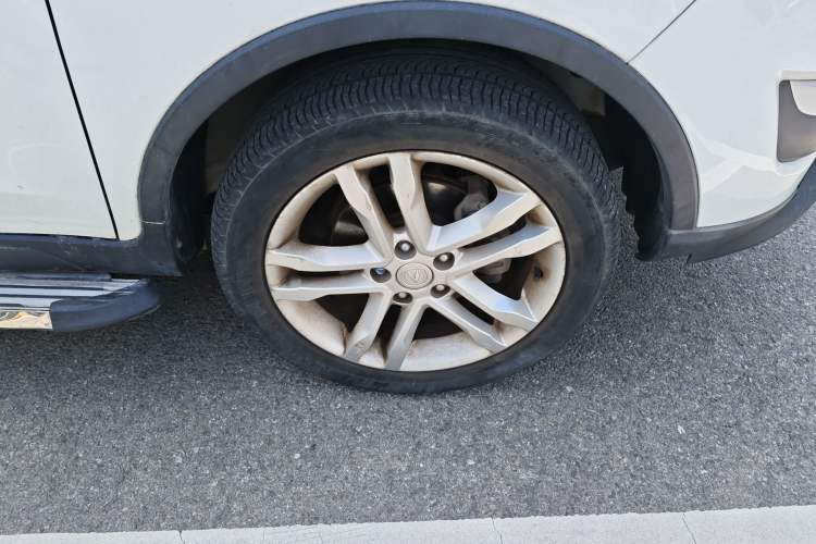 Used CHANGAN CS35 2016 1.6L Manual Luxury Model China V Standard Right Front Wheel Hub