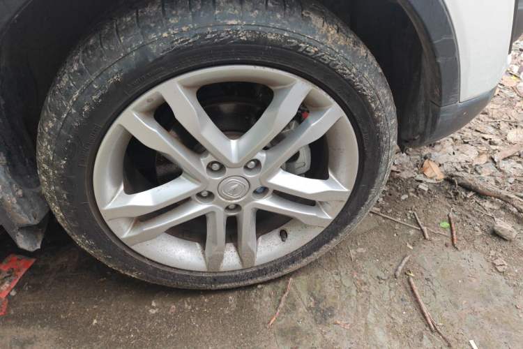 Used CHANGAN CS35 2016 1.6L Manual Luxury Model China IV Standard Right Front Wheel Hub