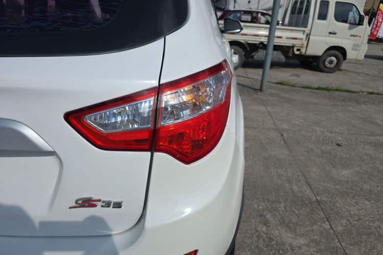 Used CHANGAN CS35 2016 1.6L Automatic Luxury Model China V Standard Right Rear Taillight