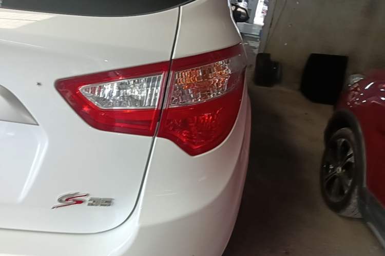 Used CHANGAN CS35 2016 1.6L Automatic Luxury Model China IV Standard Right Rear Taillight