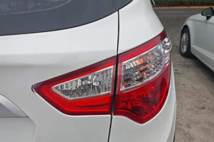 Used CHANGAN CS35 2016 1.6L Manual Luxury Model China V Standard Right Rear Taillight