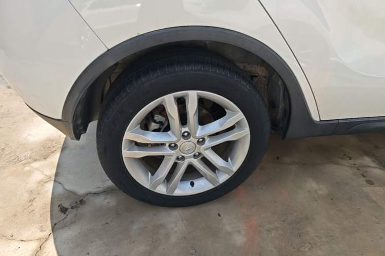 Used CHANGAN CS35 2016 1.6L Automatic Luxury Model China IV Standard Right Rear Wheel Hub