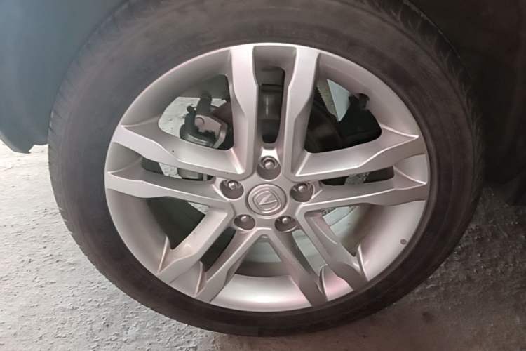 Used CHANGAN CS35 2016 1.6L Automatic Luxury Model China IV Standard Right Rear Wheel Hub