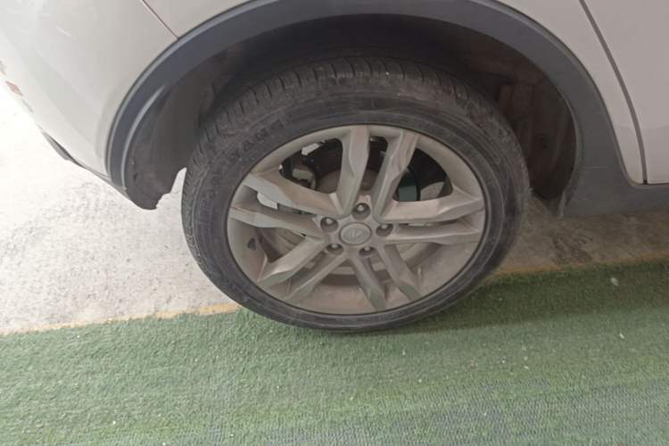Used CHANGAN CS35 2016 1.6L Manual Luxury Model China V Standard Right Rear Wheel Hub
