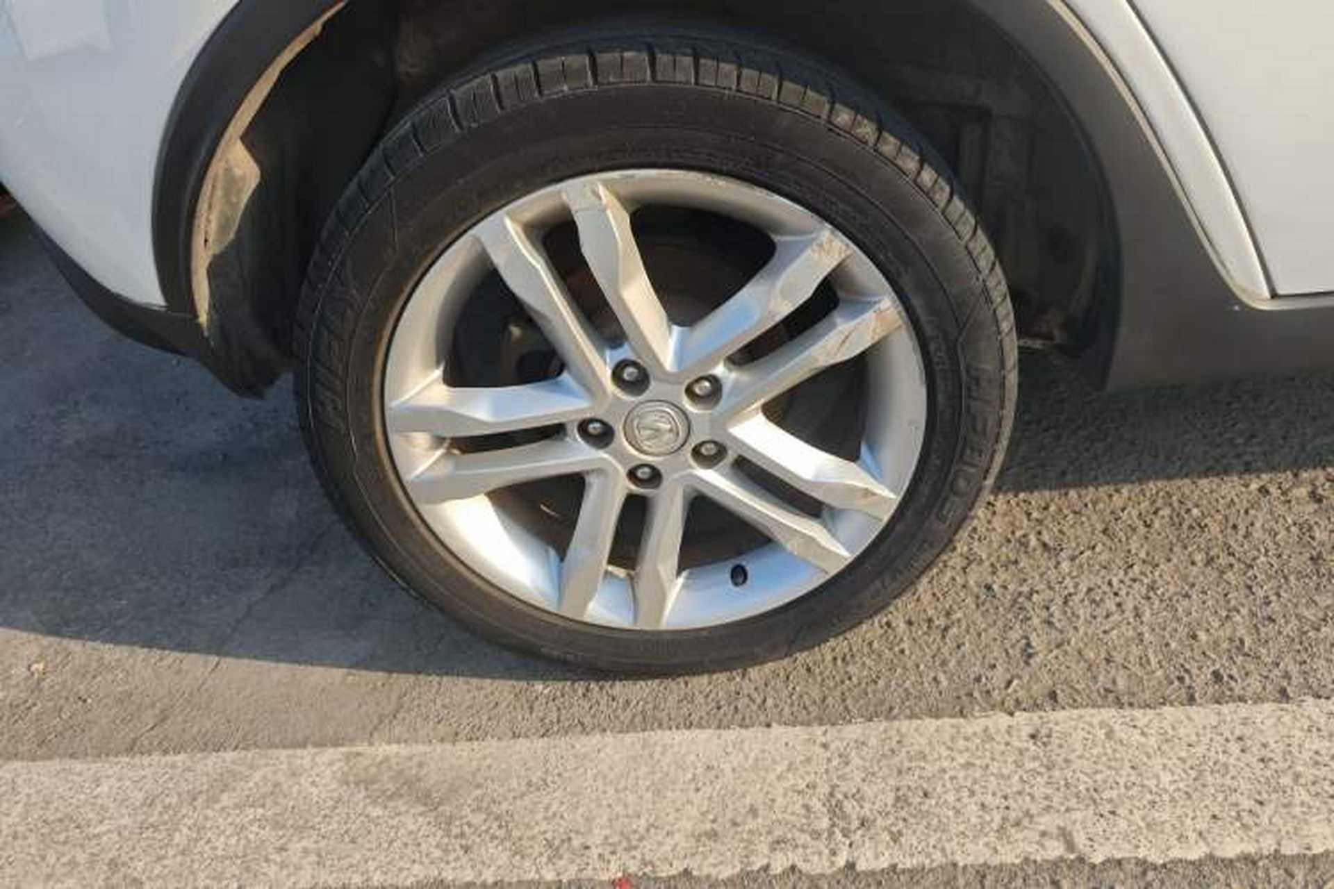 Used CHANGAN CS35 2016 1.6L Manual Luxury Model China IV Standard Right Rear Wheel Hub