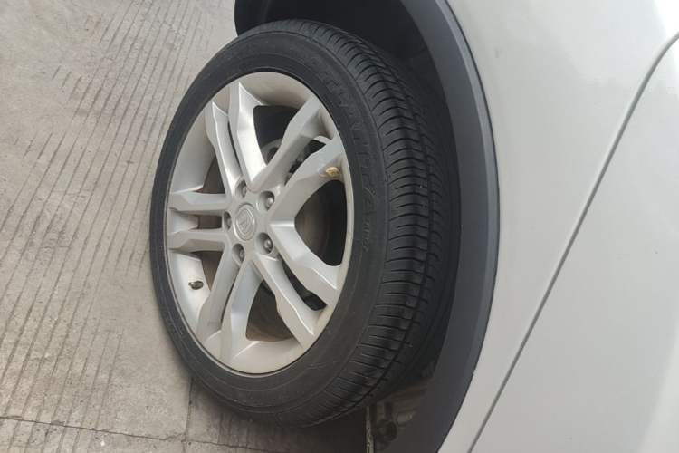 Used CHANGAN CS35 2016 1.6L Manual Luxury Model China V Standard Right Rear Wheel Hub