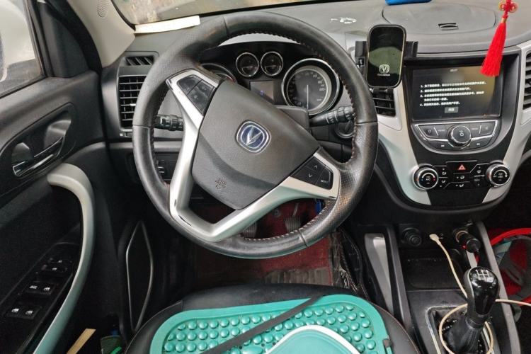 Used CHANGAN CS35 2016 1.6L Manual Luxury Model China IV Standard Steering Wheel