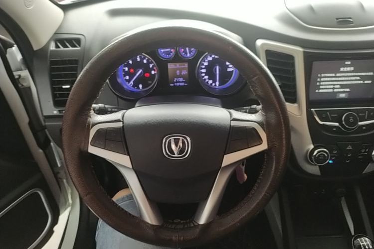 Used CHANGAN CS35 2016 1.6L Manual Luxury Model China IV Standard Steering Wheel