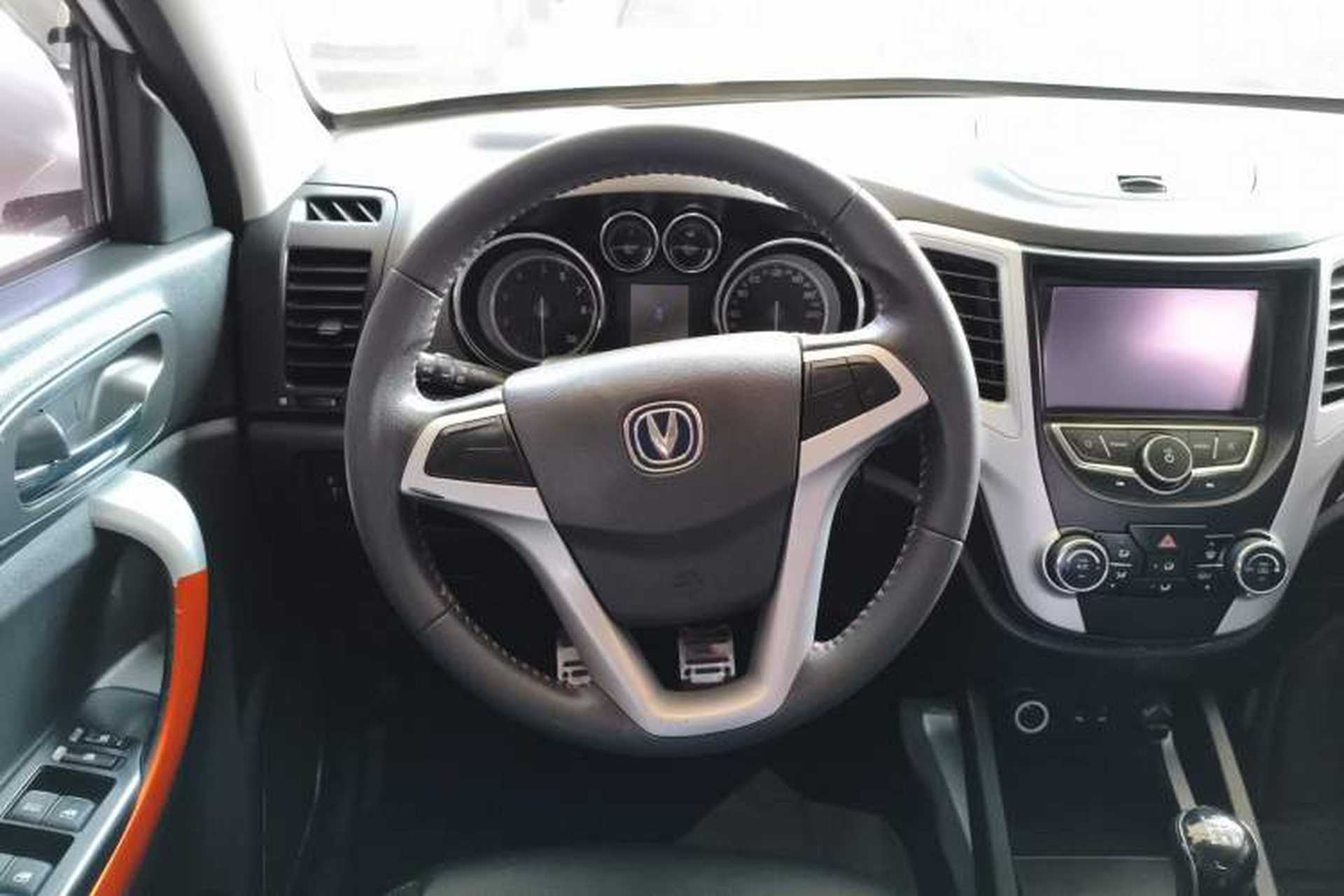 Used CHANGAN CS35 2016 1.6L Manual Luxury Model China V Standard Steering Wheel
