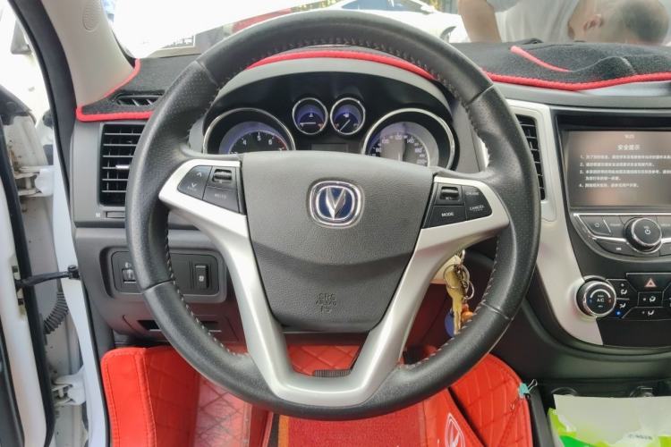 Used CHANGAN CS35 2016 1.6L Automatic Luxury Model China IV Standard Steering Wheel