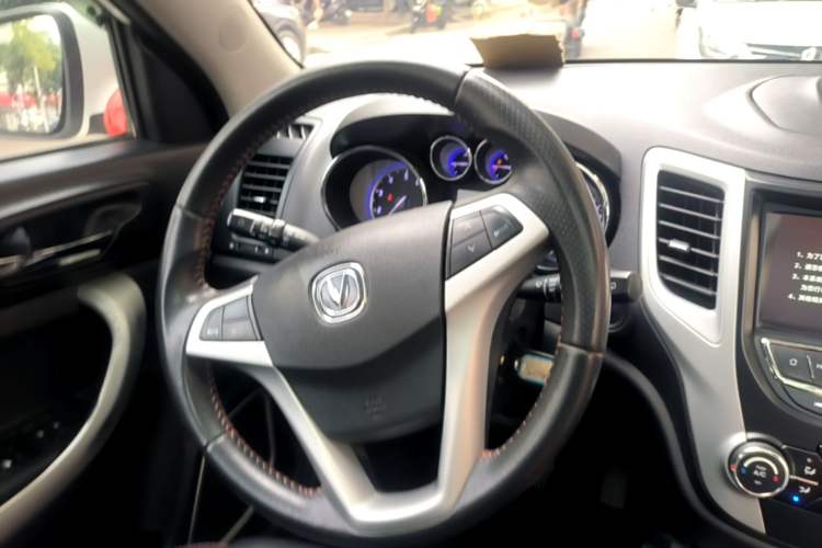 Used CHANGAN CS35 2016 1.6L Manual Luxury Model China V Standard Steering Wheel