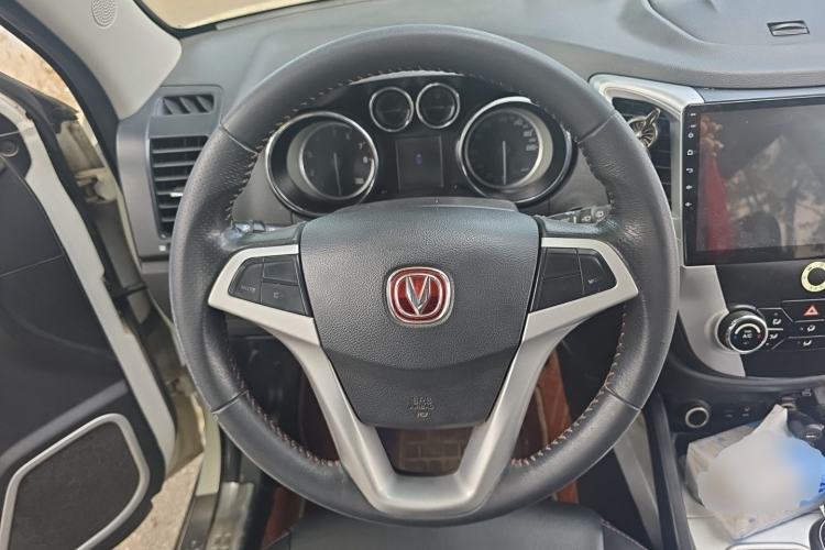 Used CHANGAN CS35 2016 1.6L Manual Luxury Model China V Standard Steering Wheel