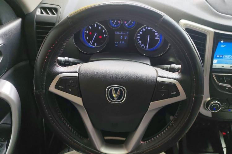 Used CHANGAN CS35 2016 1.6L Manual Luxury Model China IV Standard Steering Wheel