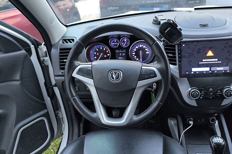 Used CHANGAN CS35 2016 1.6L Manual Luxury Model China V Standard Steering Wheel