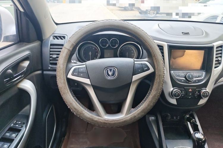 Used CHANGAN CS35 2016 1.6L Manual Luxury Model China IV Standard Steering Wheel