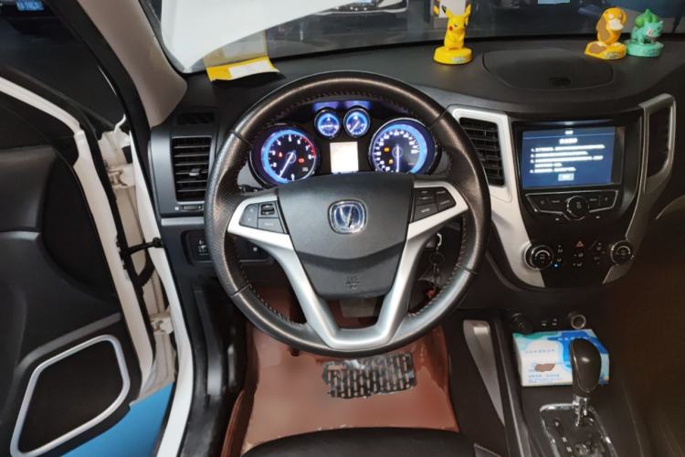 Used CHANGAN CS35 2016 1.6L Automatic Luxury Model China IV Standard Steering Wheel