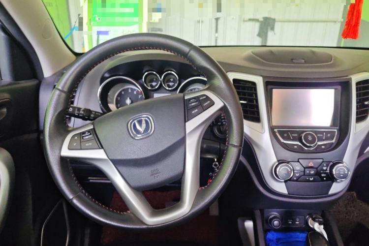 Used CHANGAN CS35 2016 1.6L Automatic Luxury Model China IV Standard Steering Wheel