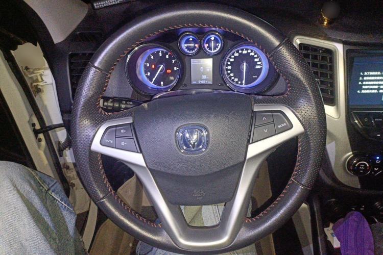 Used CHANGAN CS35 2016 1.6L Manual Luxury Model China V Standard Steering Wheel