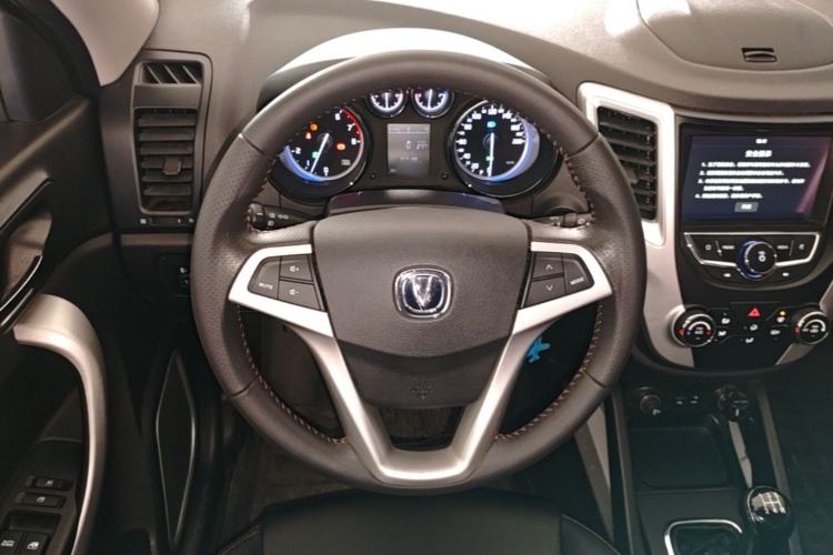 Used CHANGAN CS35 2016 1.6L Manual Luxury Model China V Standard Steering Wheel