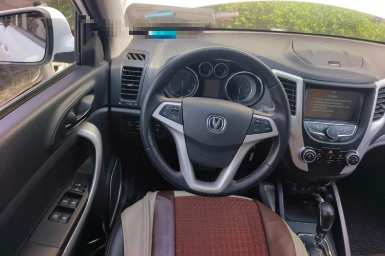 Used CHANGAN CS35 2016 1.6L Automatic Luxury Model China IV Standard Steering Wheel