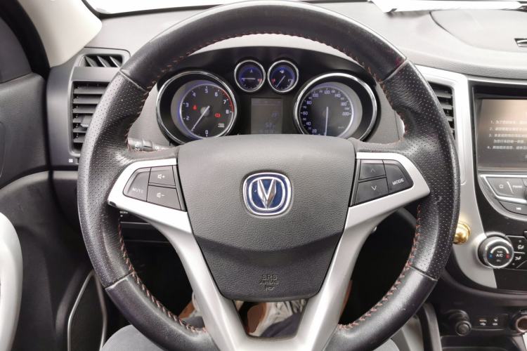 Used CHANGAN CS35 2016 1.6L Manual Luxury Model China V Standard Steering Wheel