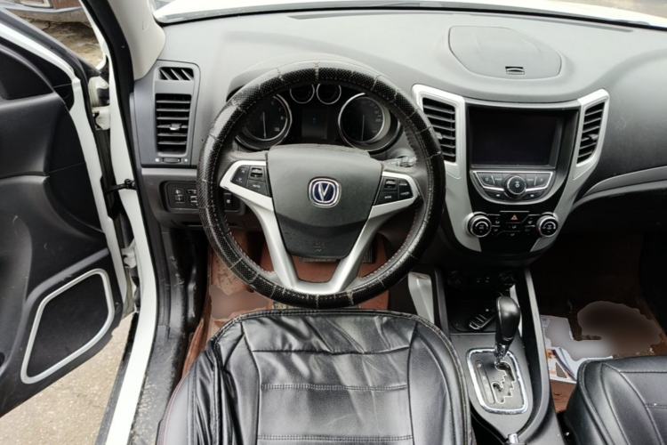 Used CHANGAN CS35 2016 1.6L Automatic Luxury Model China IV Standard Steering Wheel