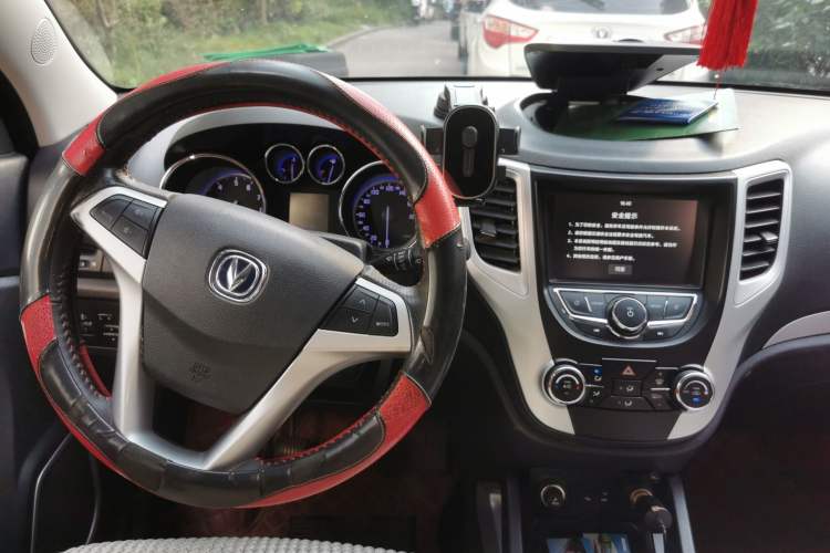 Used CHANGAN CS35 2016 1.6L Manual Luxury Model China IV Standard Steering Wheel