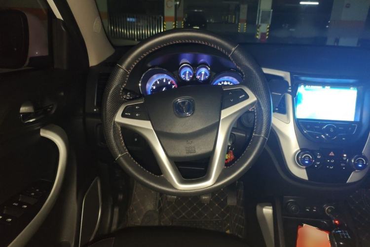 Used CHANGAN CS35 2016 1.6L Manual Luxury Model China V Standard Steering Wheel