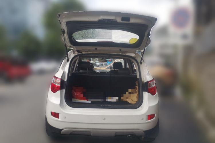 Used CHANGAN CS35 2016 1.6L Manual Luxury Model China V Standard Trunk