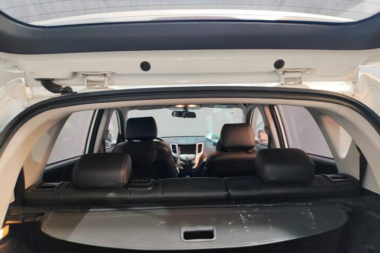 Used CHANGAN CS35 2016 1.6L Automatic Luxury Model China IV Standard Trunk