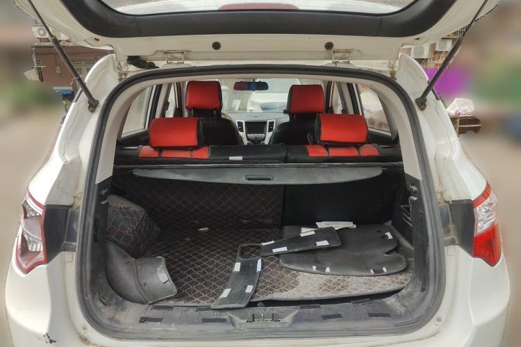 Used CHANGAN CS35 2016 1.6L Manual Luxury Model China IV Standard Trunk