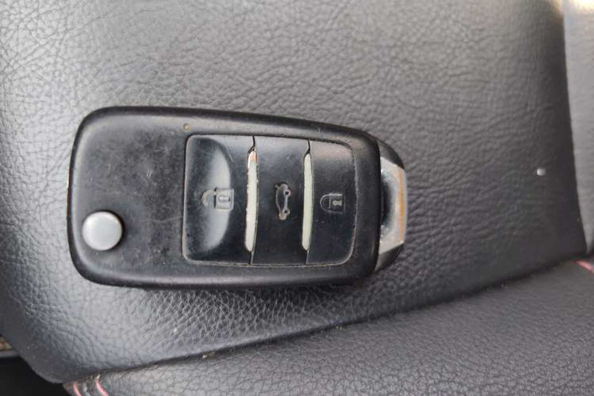 Used CHANGAN CS35 2016 1.6L Manual Luxury Model China V Standard Vehicle Key