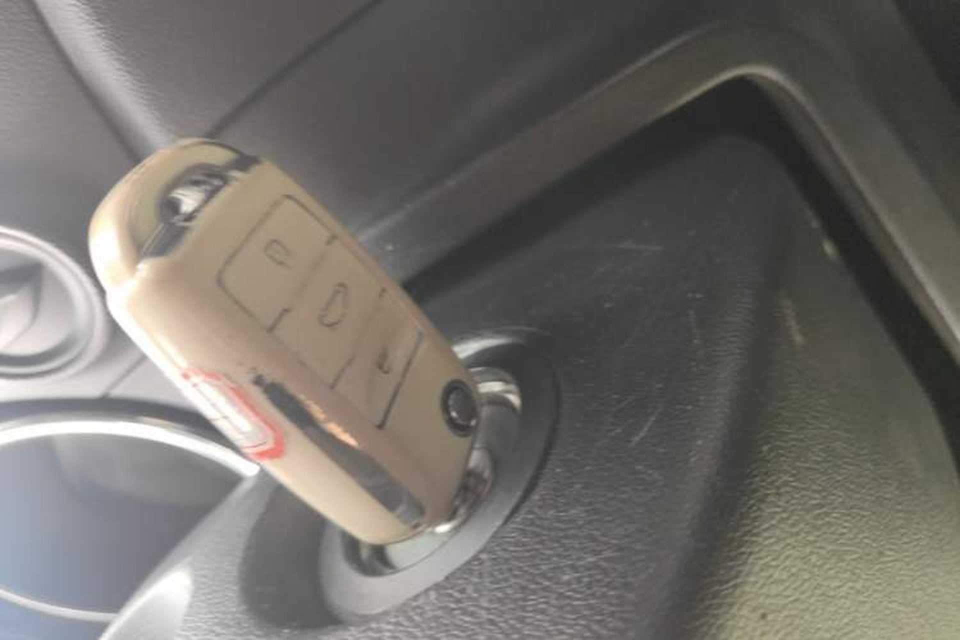Used CHANGAN CS35 2016 1.6L Automatic Luxury Model China V Standard Vehicle Key