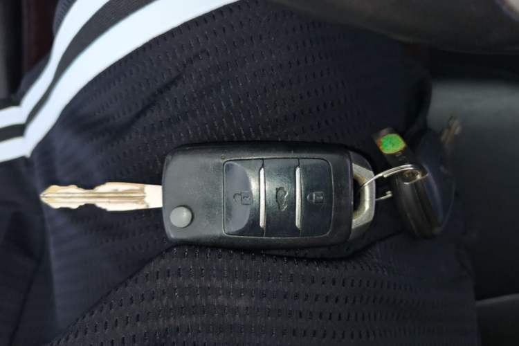 Used CHANGAN CS35 2016 1.6L Manual Luxury Model China IV Standard Vehicle Key