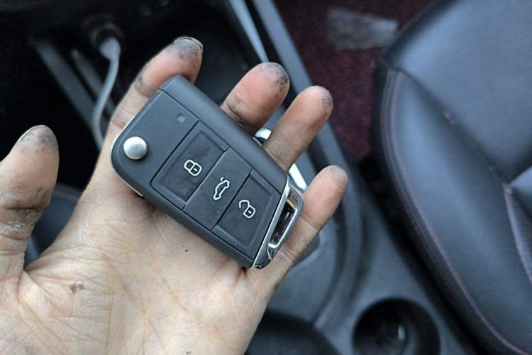 Used CHANGAN CS35 2016 1.6L Manual Luxury Model China V Standard Vehicle Key