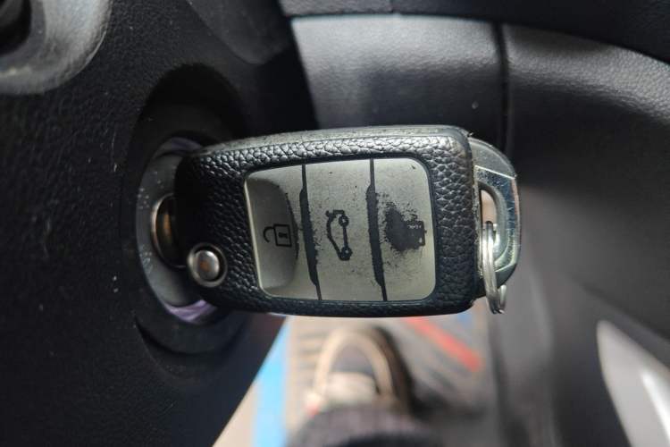 Used CHANGAN CS35 2016 1.6L Manual Luxury Model China V Standard Vehicle Key