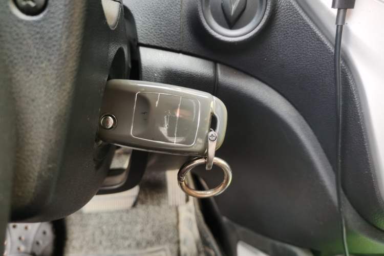 Used CHANGAN CS35 2016 1.6L Automatic Luxury Model China V Standard Vehicle Key