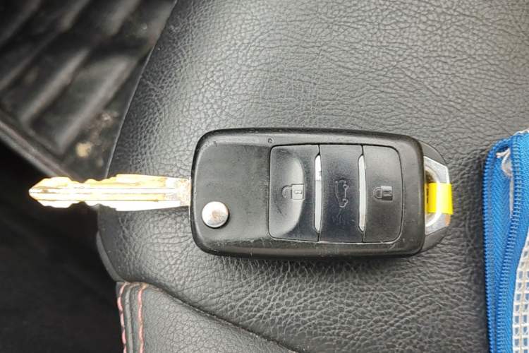 Used CHANGAN CS35 2016 1.6L Automatic Luxury Model China V Standard Vehicle Key