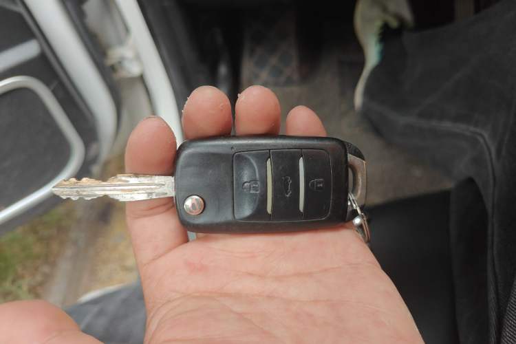 Used CHANGAN CS35 2016 1.6L Automatic Luxury Model China IV Standard Vehicle Key