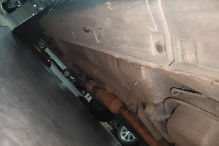 Used CHANGAN CS35 2016 1.6L Automatic Luxury Model China V Standard Chassis Front Right